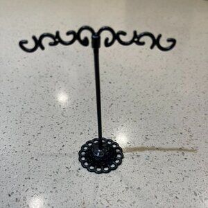 Earring Display Holder in black metal - New (419-420)